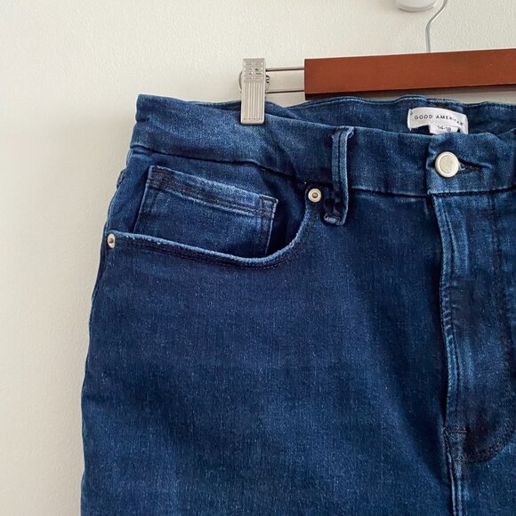 Good American Always Fits Good Legs Classic Raw Hem Straight Jeans - Picture 6 of 13